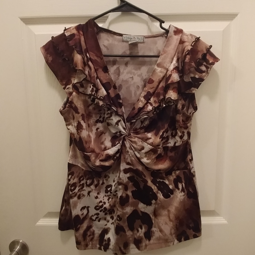 Brown and white top